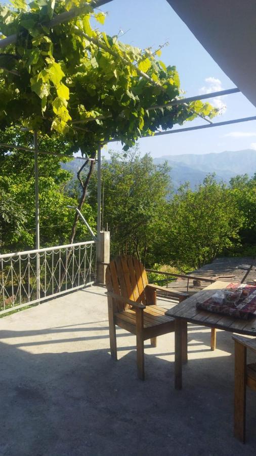 Arman Bed And Breakfast Halidzor Bagian luar foto