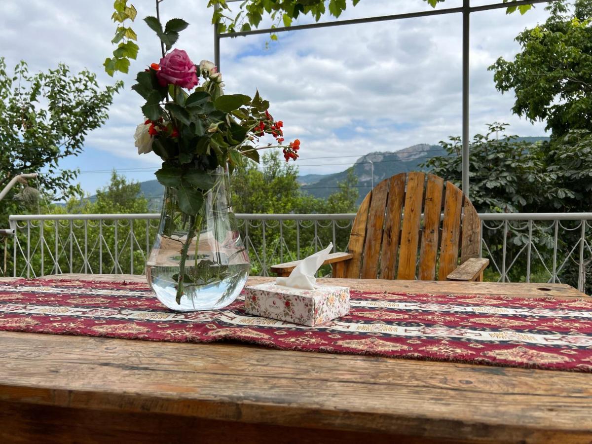 Arman Bed And Breakfast Halidzor Bagian luar foto