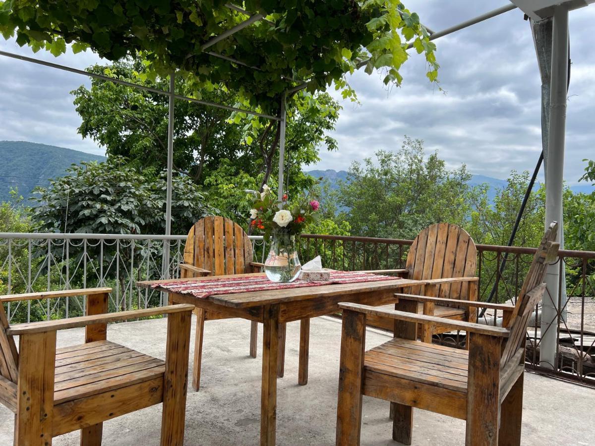 Arman Bed And Breakfast Halidzor Bagian luar foto